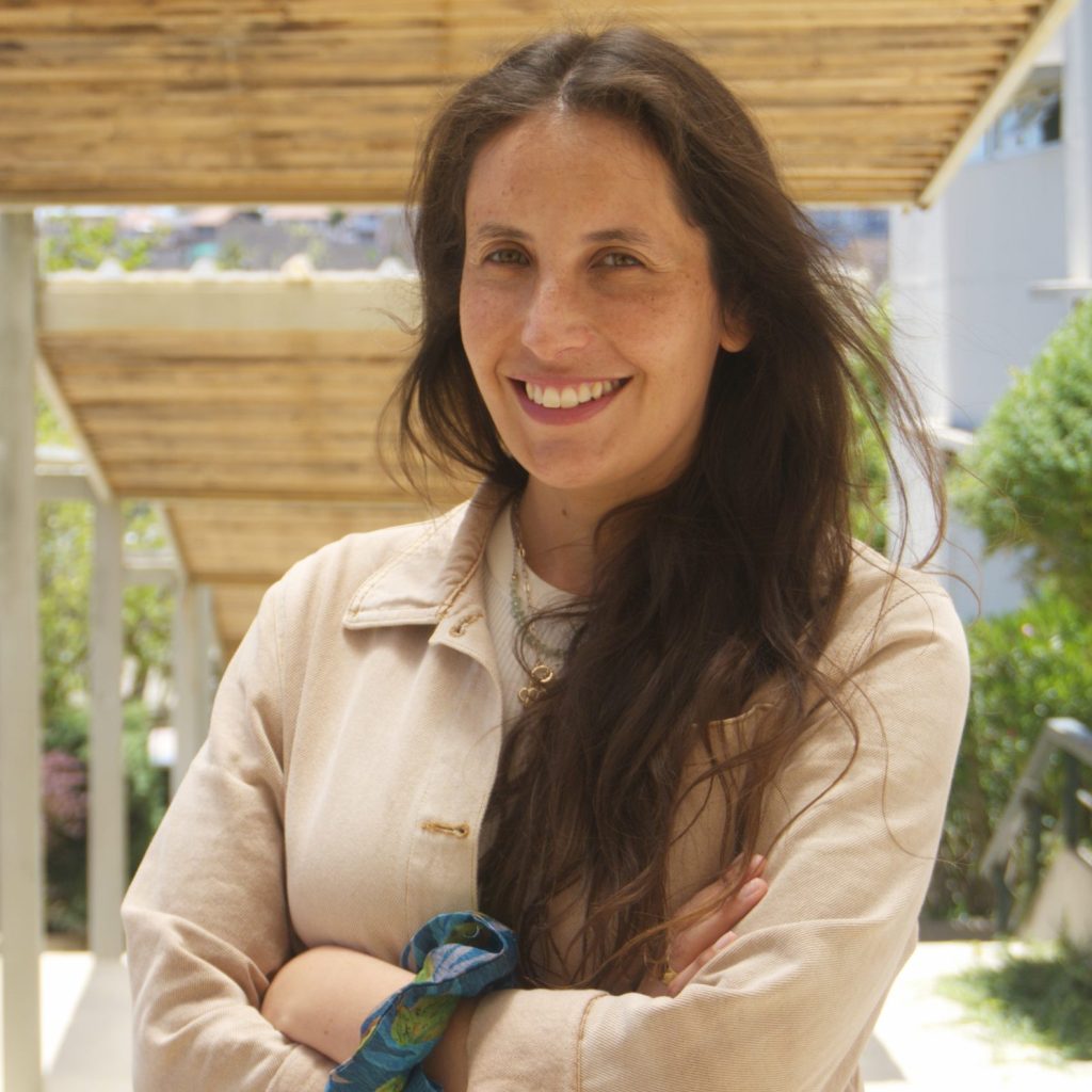 Maria-Paz-Galvez-scaled-e1784730292827-1024x1024 Profesores permanentes