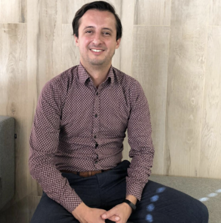 Alejandro Muñoz, ex alumno: “Necesitamos acciones concretas para construir un desarrollo realmente sostenible en el país