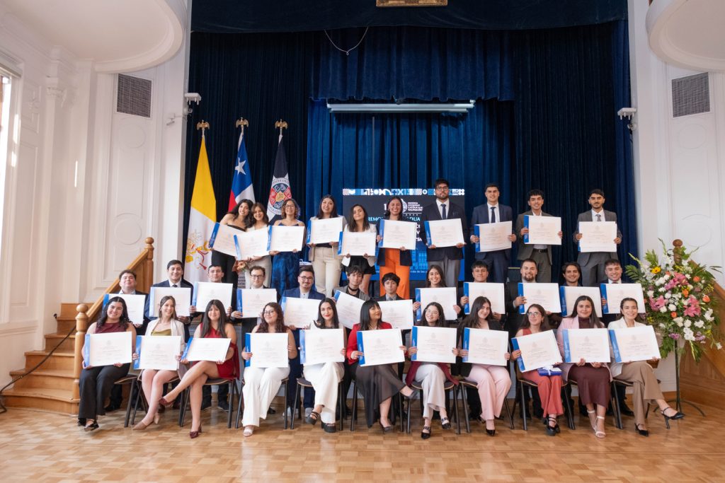 DSCF8608-copia-1024x683 Ceremonias de Titulación de la Generación 2021