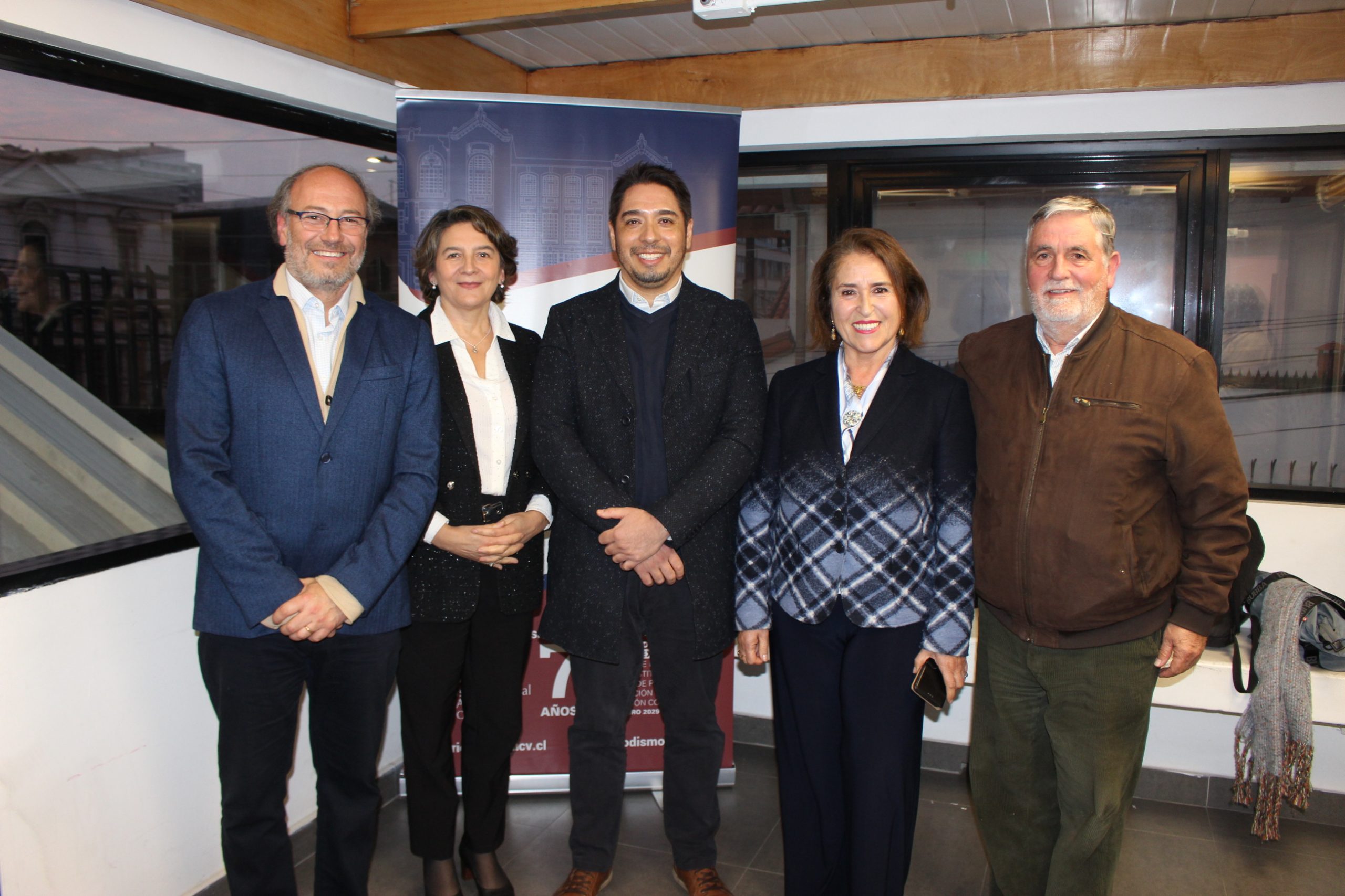 Periodismo PUCV participa del IV Seminario Roberto Hernández Cornejo