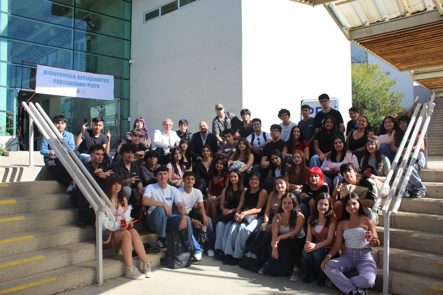 Periodismo PUCV da la bienvenida a la generación 2026 en Campus Curauma