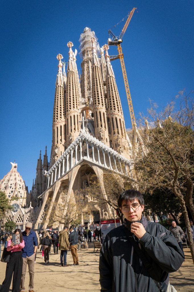 WhatsApp-Image-2026-05-18-at-16.21.11-682x1024 Lukas Navarrete y su experiencia de intercambio en España